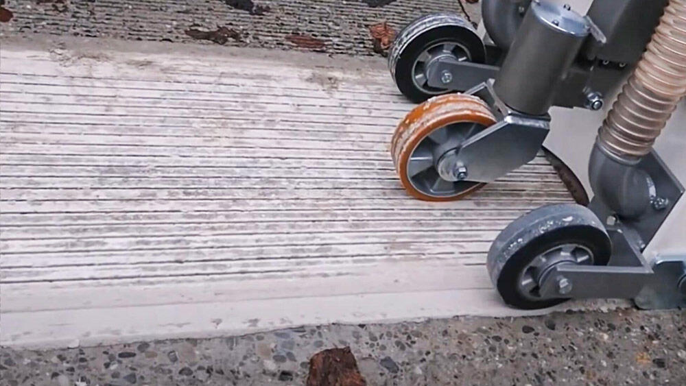 Concrete-Scarifier-working