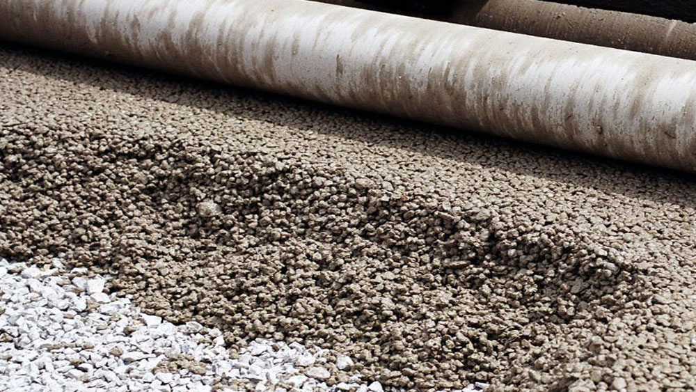 roller screed used for pervious concrete