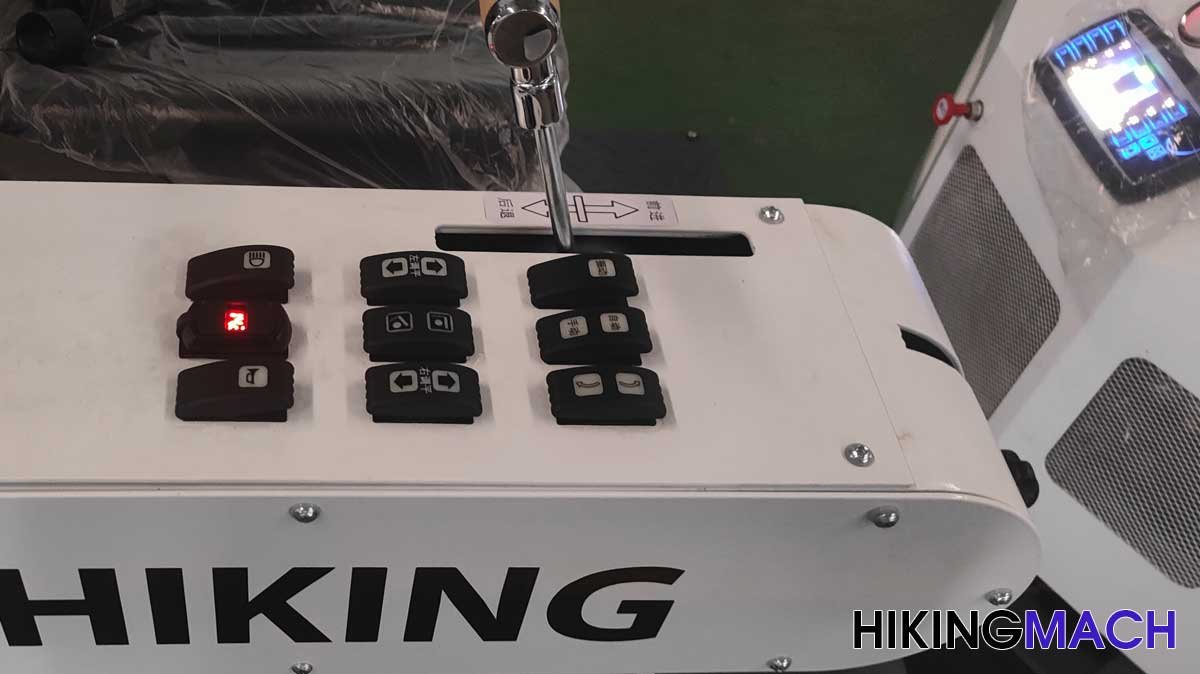 The control panel is simple and convenient, allowing you to quickly learn how to operate the machine