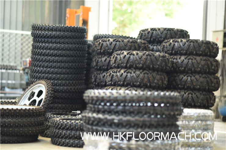 Free with vacuum wide tires, it can be used under the condition of finer mesh.
