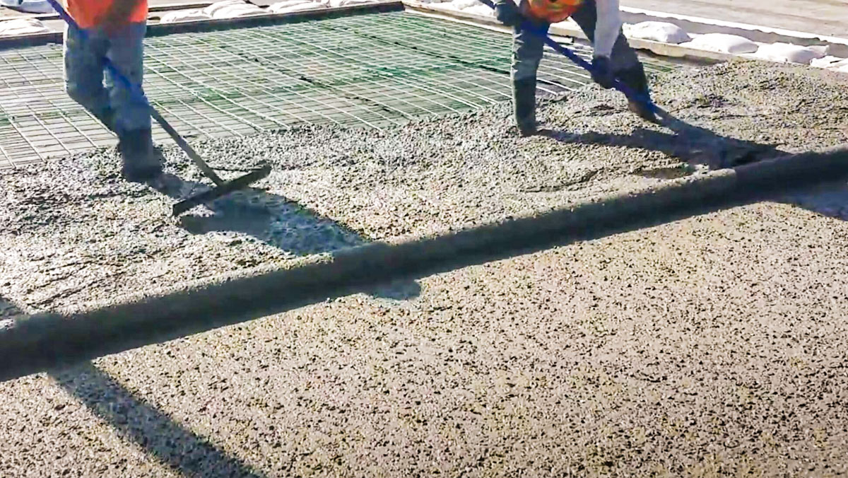 pervious concrete roller screed