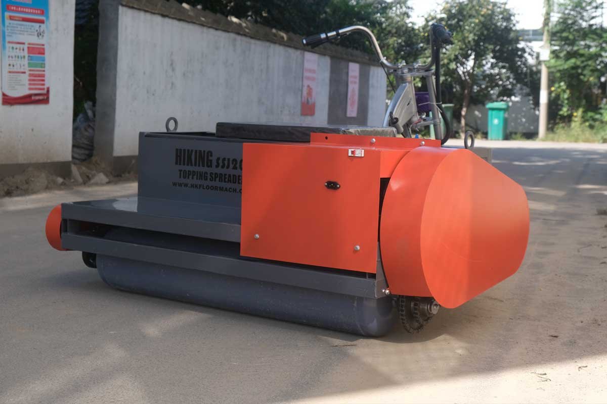 ssl200-concrete-topping-hardener-spreader-application